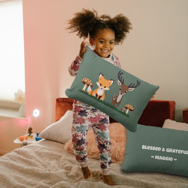 Erntedank Whimsical Woodlands Individuelle Name Lendenkissen (Von Creator hochgeladen)