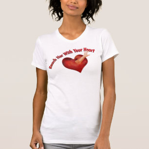 Erreichen Sie sie mit Ihrem Herz-T - Shirt