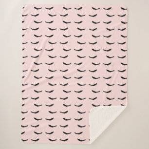 Erröten die rosa schwarzen bezaubernden Wimpern Sherpadecke