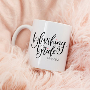 Errötende Braut Moderne Schrift Rosa Herzen Benutz Zweifarbige Tasse