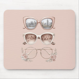 Errötende Rosa Brille Leopard Blumenstadt Mousepad