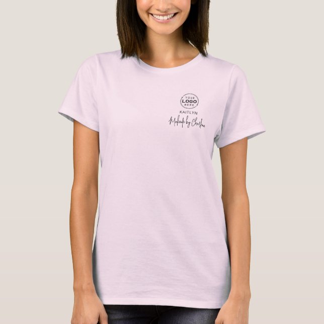 Errötendes Rosa Skript Logo Makeup Mitarbeiter T-Shirt (Vorderseite)