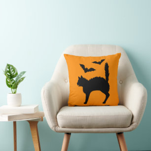 Erschrockenes Halloween-Katzensilhouette und Flede Kissen