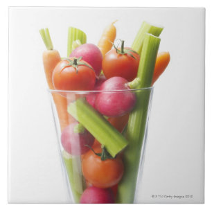 Erschütterung des rohen Gemüses Fliese