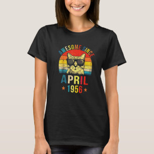 Erstaunlich seit April 1956 66. Geburtstag  Katze T-Shirt