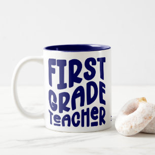 Erste Klasse Lehrer Navy Blauer Text Zweifarbige Tasse