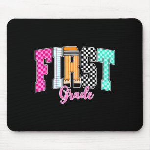Erste Klasse lustig zurück zur Schule glücklicher Mousepad