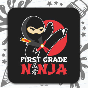 Erste Klasse Ninja Kick ersten Tag zurück zur Schu Quadratischer Aufkleber