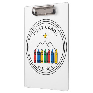 Erste-Klasse-Shirt Crayon Forest Mountain Design Klemmbrett