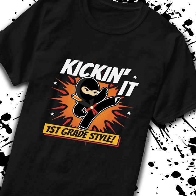 Erste Klasse - Zurück zur Schule - Ninja - erste K T-Shirt (Von Creator hochgeladen)