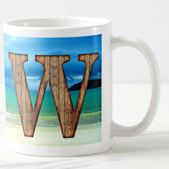 Erste Monogram Holzbuchstabe W Beach Ocean Szene Tasse (Von Creator hochgeladen)
