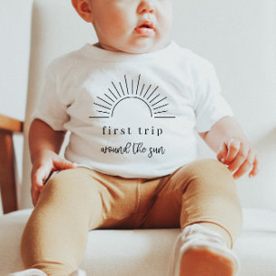 Erste Reise um das Sun Baby Tshirt