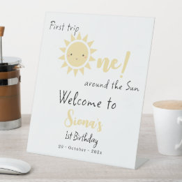 Erste Reise um den Sun Niedliche Geburtstag Willko Sockelschild