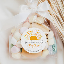 Erste Reise um die Sonne minimal geschlechtsneutra Runder Aufkleber