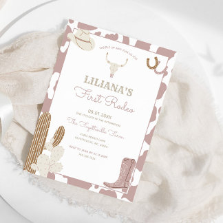 Erste Rodeo Cowgirl Birthday Kuh Print Border Einladung