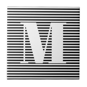 Erste Schwarz-weiße Streifen in Monogramm anpassen Fliese