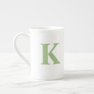 Erste Tasse der personalisierten Monogramm