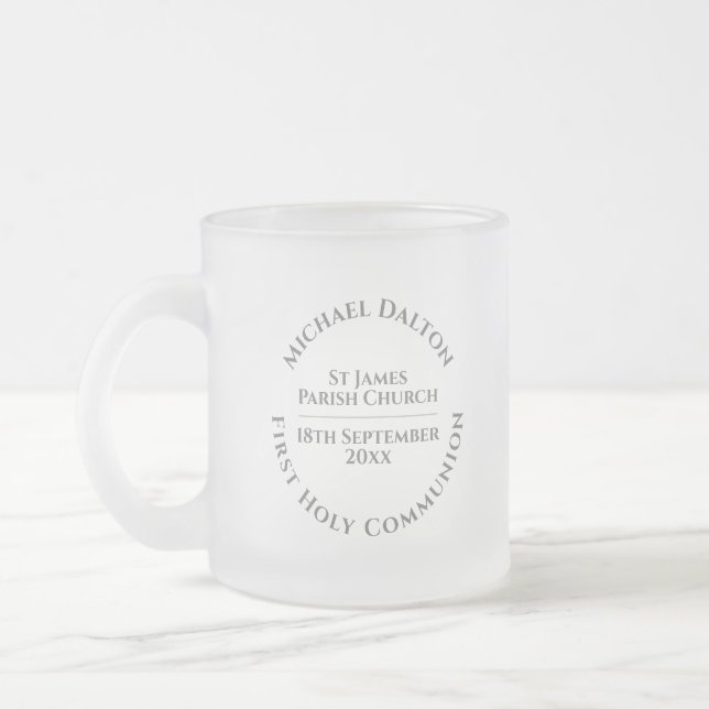 Erste Tasse des Mattierten Glass-Kommunion (Links)