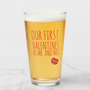 ERSTE VALENTINES ALS HERR UND FRAU LOVE KISS GLAS