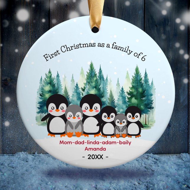 Erste Weihnachten als Familie von 6 Pinguinen Keramik Ornament (Von Creator hochgeladen)