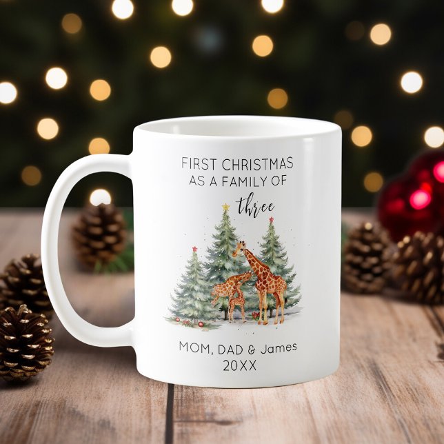 Erste Weihnachten als Familie von drei Lieben Gira Kaffeetasse (Von Creator hochgeladen)