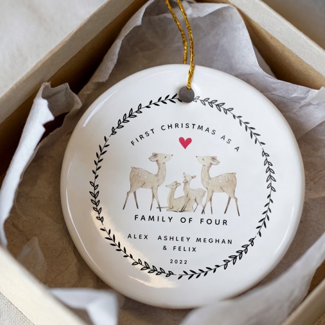 Erste Weihnachten als Familie von vier Hirschen Keramik Ornament (Von Creator hochgeladen)