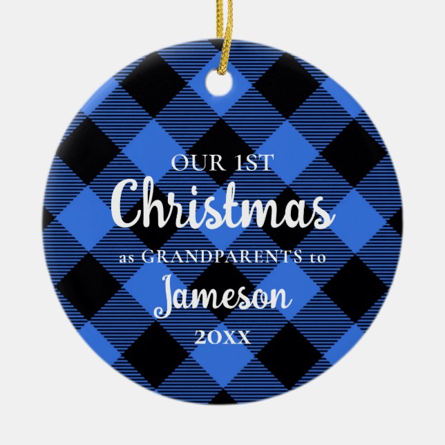 Erste Weihnachten als Großeltern Karierte Runde Keramik Ornament (Vorne)
