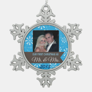 Erste Weihnachten als Herr & Mrs. Customizable Fot Schneeflocken Zinn-Ornament