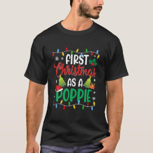 Erste Weihnachten als Poppie-Weihnachtsmannmütze P T-Shirt