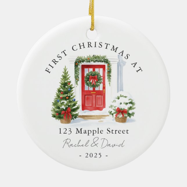 Erste Weihnachten bei New Address Red Door Keramik Ornament (Hinten)
