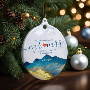 Erste Weihnachten Frau Watercolor Mountain Wedding Keramik Ornament
