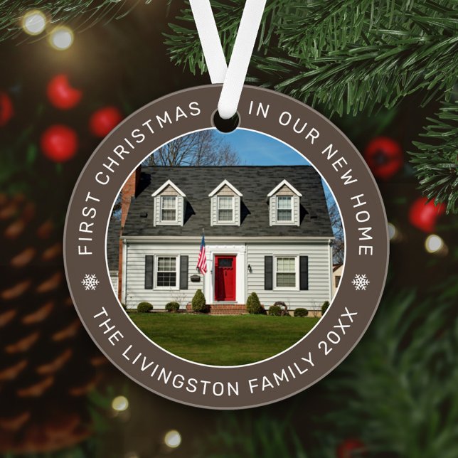 Erste Weihnachten in unserem neuen Zuhause Brown C Ornament (Von Creator hochgeladen)