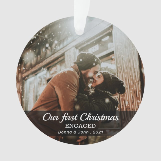 Erste Weihnachten Verlobt Modernes Minimales Foto Ornament (Vorderseite)