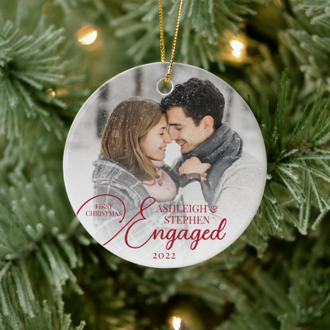Erste Weihnachtszeit Verlobt 2 Foto - Benutzerdefi Keramik Ornament (Baum)