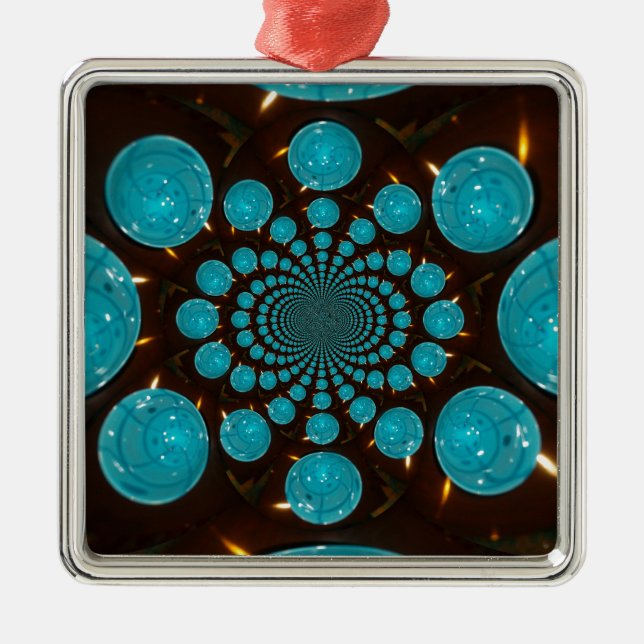 Erstellen Sie Ihr eigenes blaues Licht Kaleidoskop Ornament Aus Metall (Vorne)