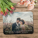 Erstellen Sie Ihr eigenes Foto Vielen Dank für Ihr Magnet<br><div class="desc">Erstellen Sie Ihr eigenes elegantes Foto,  Danke,  Hochzeit Magnet. Elegante Hochzeitsgunst für Ihre Hochzeitsgäste. Fügen Sie Ihr Foto,  Namen und Datum zu personalisieren.</div>