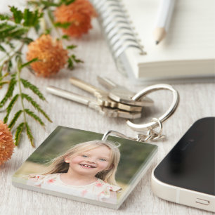 Erstellen Sie Ihr eigenes rahmenloses Kinderfoto Schlüsselanhänger