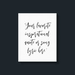 Erstellen Sie Ihre eigene Angebotskalligrafie Leinwanddruck<br><div class="desc">Entwerfen Sie Ihre eigene,  maßgeschneiderte Anführungsleinwand mit eleganter minimalistischer Kalligraphie-Typografie.</div>