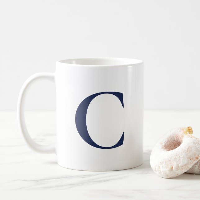 Erstellen Sie Ihre eigene Big Navy Blue Monogram Kaffeetasse (Mit Donut)
