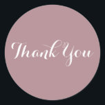 Erstellen Sie Ihre eigene Dusty-Rose Vielen Dank Runder Aufkleber<br><div class="desc">Ein hübsches staubiges Rose Gold mit weißer zeitgenössischer Kalligrafie dank Hochzeitsdesign. Erstellen Sie Ihr eigenes Hochzeitstickerdesign. Schick und modern.</div>