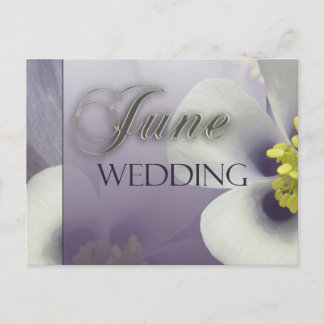 Erstellen Sie Ihre eigene lila Juni-Hochzeit Postkarte