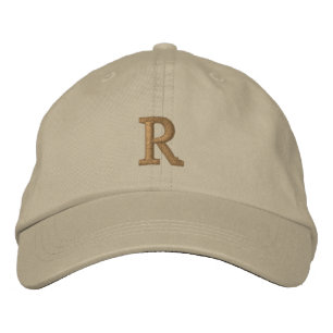 Erstellen von benutzerdefinierten Gold Monogram Me Bestickte Baseballkappe
