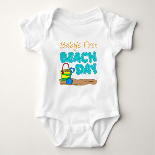 Erster der Strand-Tag des Babys Baby Strampler