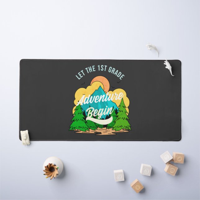 Erster Schultag der ersten Klasse Lehrer Schreibtischunterlage (Kindertisch)