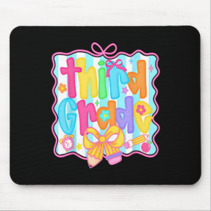 Erster Tag der dritten Klasse Blumenstrauß für Leh Mousepad