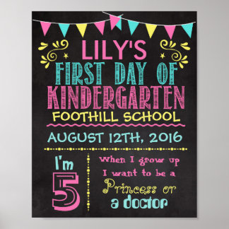 Erster Tag im Kindergarten-Schulbankplakat Poster