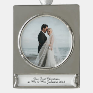 Erster Weihnachtsmann & Frau Verheiratete Coupé Banner-Ornament Silber