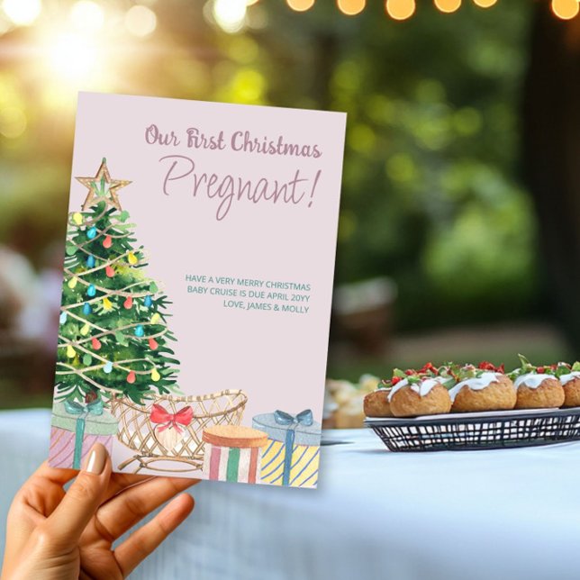 Erster Weihnachtsschwangerschaftsbaum und Krippens Feiertagskarte (First Christmas Pregnant - Christmas Card Pregnancy Announcement by Darling & May)