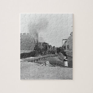 Erster Zug, der durch die Wand von Peking, Ch Puzzle