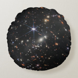 Erstes Deep Field of Universe von James webb Rundes Kissen